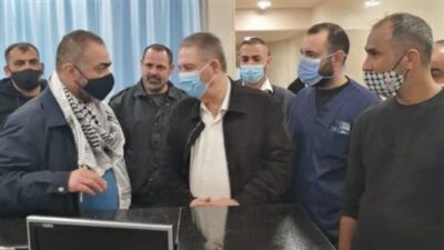 سفير فلسطين تفقّد الأعمال في مستشفى الهمشري