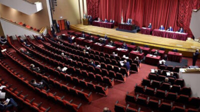 ما هو شرط “القوّات” لفتح دورة إستثنائية لمجلس النواب؟