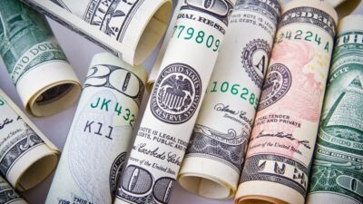 سعر صرف دولار السوق السوداء… هذا ما سجّله عصر اليوم
