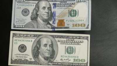 إنخفاضٌ جديد في سعر دولار “صيرفة”