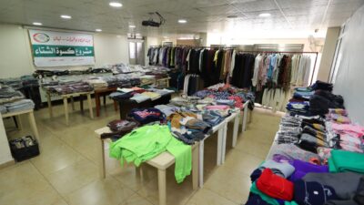 بيت الزكاة والخيرات ينفذ مشروع كسوة الشتاء تزامناً مع العواصف الباردة