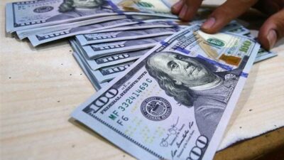دولار السوق السوداء… كم أقفل اليوم؟
