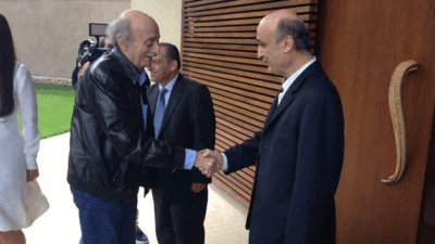 مصدر قريب من جنبلاط: العلاقة مع “القوات” ثابتة و”ناسهم مثل ناسنا