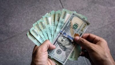 سعرُ دولار السوق السوداء مساء اليوم