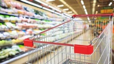 مستوردو المواد الغذائية: لإجراءات تُخرج مئات الحاويات الغذائية من مرفأ بيروت