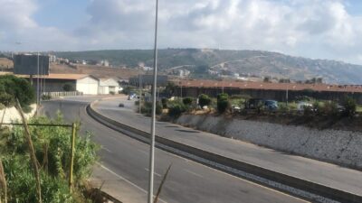 الطرابلسيون يعودون إلى قطع طرق البالما إحتجاحا على الأوضاع المعيشية وإرتفاع اسعار المحروقات