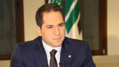 الجميل: إما حكومة متحررة من المافيا و”حزب الله” وإما الفوضى