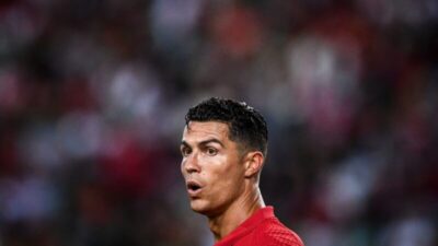 كريستيانو رونالدو يطالب مانشستر يونايتد بفسخ العقد بينهما