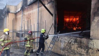 حريق معمل السجاد فضح عجز الدولة وشرّد 250 عائلة