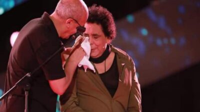 توقف حفلة محمد منير بعد نوبة بكاء