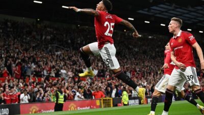 قرعة متوازنة لأرسنال ومانشستر يونايتد وروما في الدوري الأوروبي