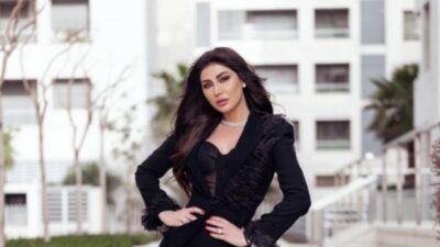 هبة نور تطل من أحد الشواطئ.. وهكذا بدت بملابس السباحة