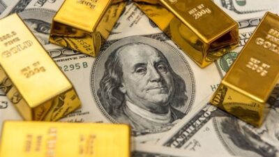 هبوط أسعار الذهب مقابل إرتفاع الدولار!