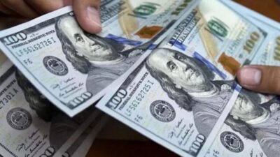 هكذا اقفل سعر صرف دولار السوق السوداء