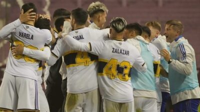 بوكا جونيورز يعتلي صدارة الدوري الأرجنتيني