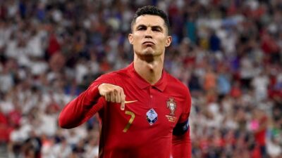 رونالدو بديل في مانشستر يونايتد… أصيل في المنتخب البرتغالي