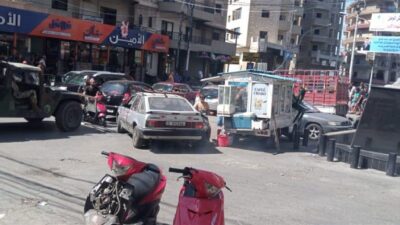 قطع الطريق وتهديد بالتصعيد… ماذا يجري في جبل محسن؟