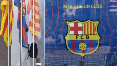 تشافي يحدد هدف برشلونة بدوري الأبطال