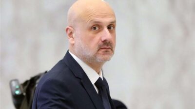 إهانة الرئيس بشير الجميل… مولوي يصمّ أُذنيه
