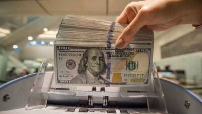 الدولار تخطى الـ 40 ألف.. هكذا افتتح صباحا في السوق الموازية