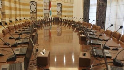 الملف الحكومي: الاتصالات مجمّدة