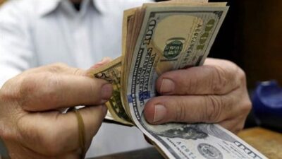 “تبريد” الدولار: تسييس النقد للهروب من المشكلة الأكبر