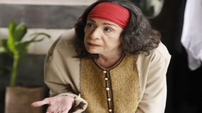 مفاجأة صالون زهرة: “أم محمود”!