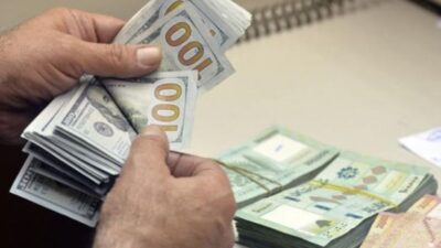 على أي تسعيرة افتتح الدولار صباحا في السوق الموازية؟