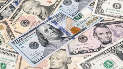 الدولار مستمرٌّ في إرتفاعه!