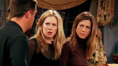 بطلة مسلسل “Friends” تصاب بالتصلب العصبي.. وهذا هو السبب
