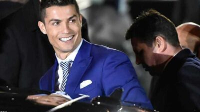 رونالدو يقدم نفسه لريال مدريد بديلا لكريم بنزيما