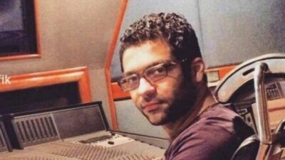 محمد شفيق يغازل زوجته بكلمات رومانسية في ذكرى زواجهما-بالصورة