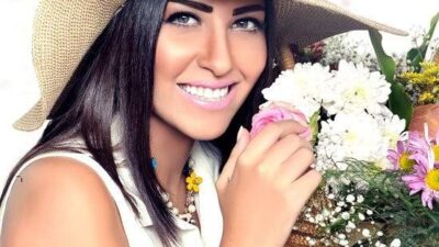 الموت يفجع ياسمين جمال بوفاة جدتها