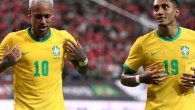 رافينيا: البرازيل لا تستحق موهبة نيمار