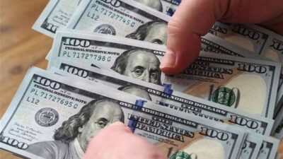 سعرُ دولار السوق السوداء مساء اليوم