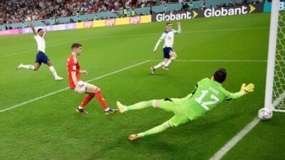 ‏كأس العالم 2022..  ‎انجلترا تسجل الهدف الثاني في شباك ويلز عن طريق فودين