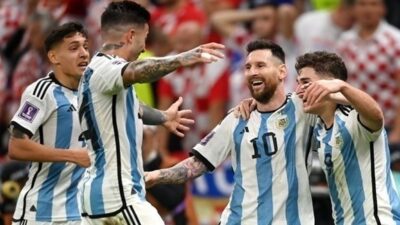 الأرجنتين إلى نهائي كأس العالم 2022