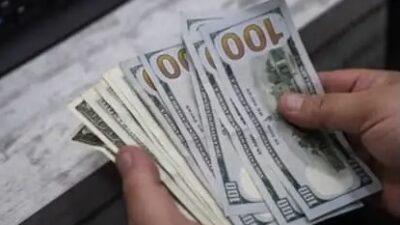 تقلّبات غير مبرّرة للدولار.. هل يصل إلى 38 ألفاً؟