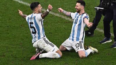 ميسي سيرفع الكأس…الأرجنتين بطل العالم!