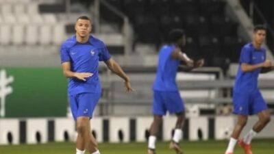 تشكيلة فرنسا المتوقّعة لمواجهة المغرب