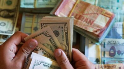 “الدولار” مرشّح للانفلات.. هل يُحلّق إلى مئة ألف ليرة قبل نهاية العام؟