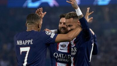 مدرب باريس سان جيرمان يكشف سبب غياب ميسي ونيمار ومبابي