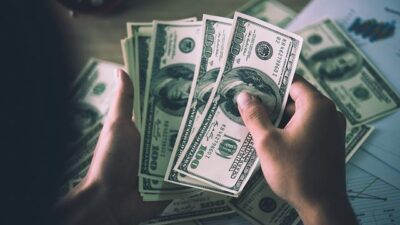 سعر دولار السوق السوداء مساء اليوم