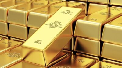 الذهب يتألق مع تقييم المستثمرين فرص إبطاء رفع الفائدة الأمريكية