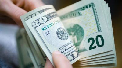 سعرُ دولار السوق السوداء مساء اليوم