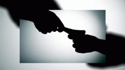 الدولة تنهار والإقتصاد الأسود يتفشّى بسرعة