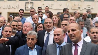 المصارف تستأنف عمليات الصرف المقنّع…