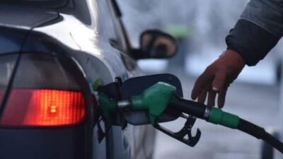 المحروقات أصبحت بالدولار