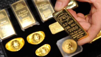 الذهب يتجه لانخفاض أسبوعي وسط توقعات رفع الفائدة