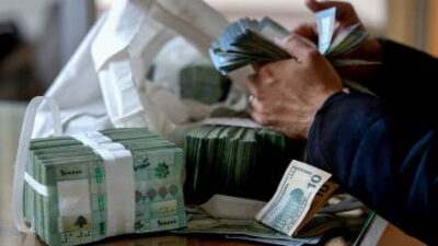 الدولار مستقر والأنظار على “صيرفة”
